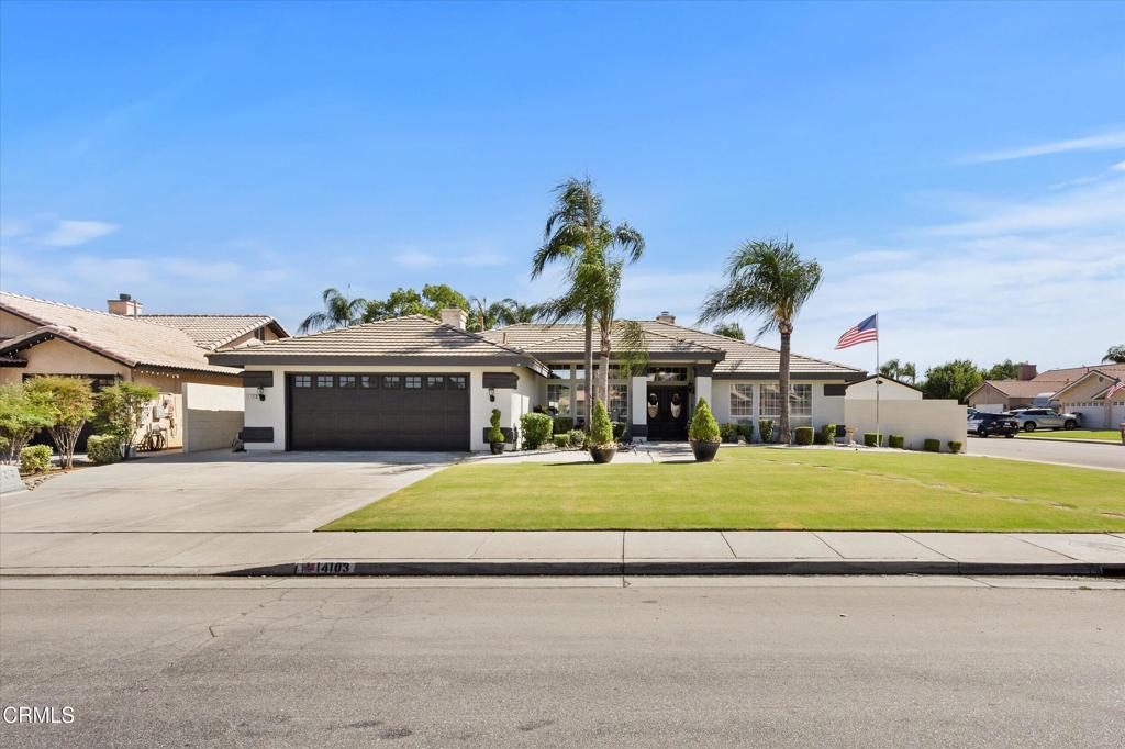 14103 Via Contento Property Photo 4