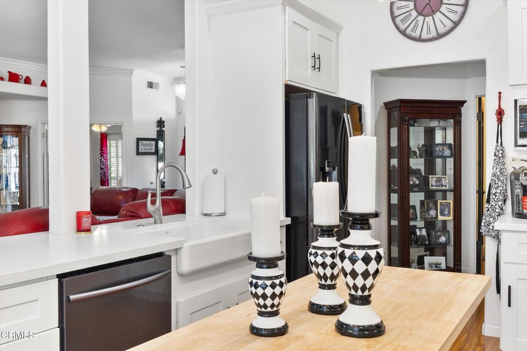 14103 Via Contento Property Photo 18