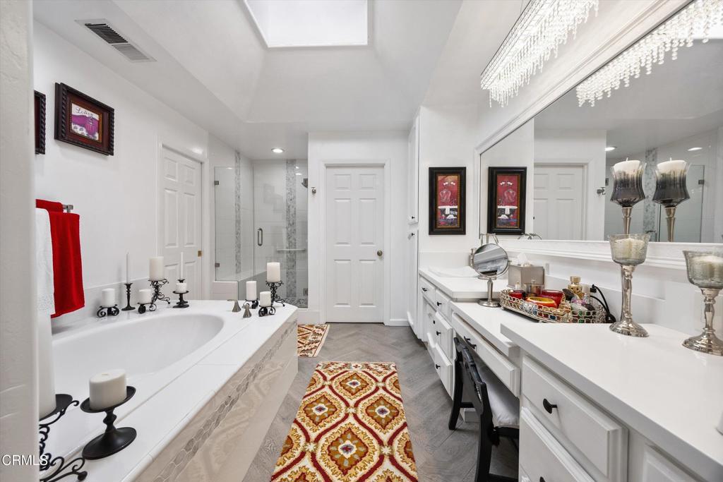 14103 Via Contento Property Photo 26