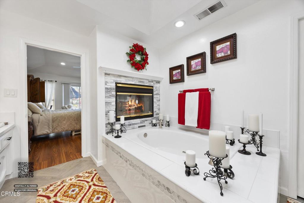 14103 Via Contento Property Photo 30