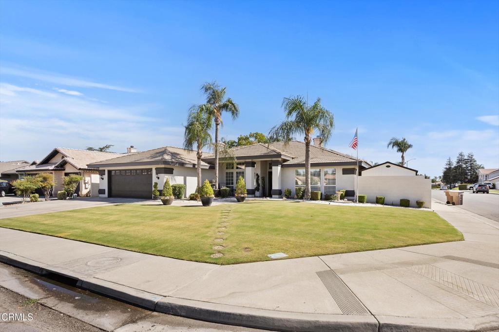 14103 Via Contento Property Photo 45