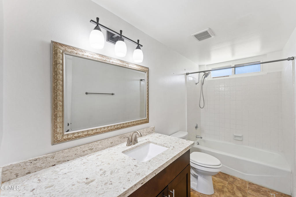 310 Foxglove Place Property Photo 6