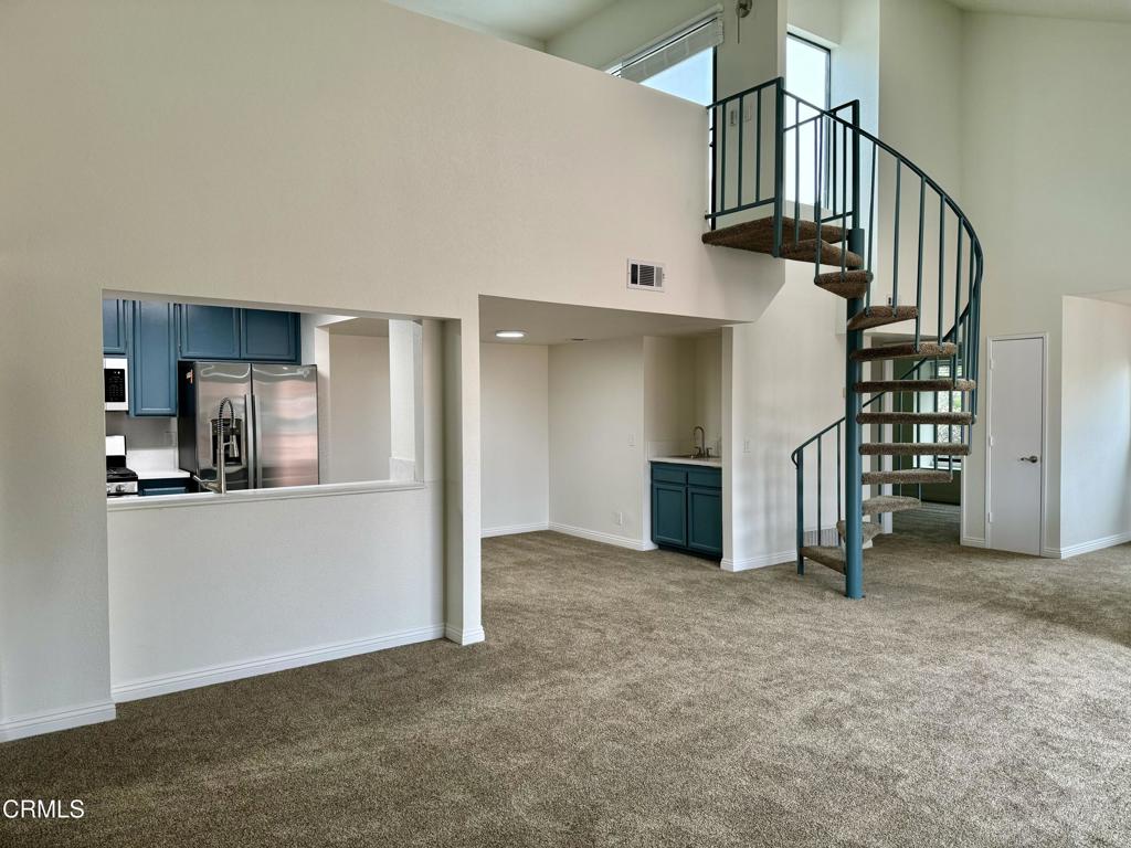 2157 Martinique Lane Property Photo 8