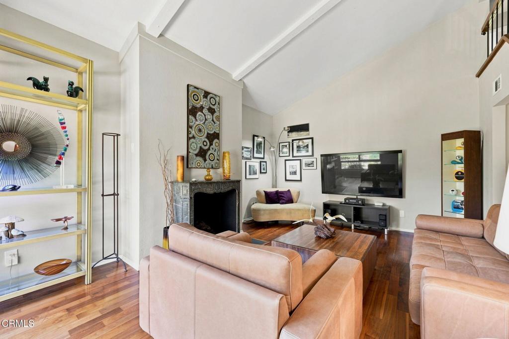 406 Chapala Drive Property Photo 4