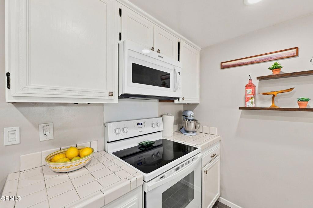 406 Chapala Drive Property Photo 9