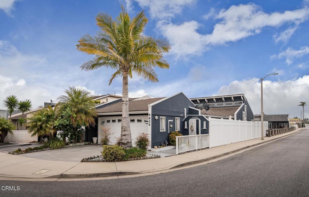 4624 Falkirk Bay Property Photo 6