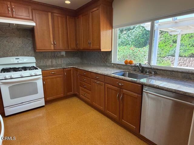 657 Dana Drive Property Photo 18