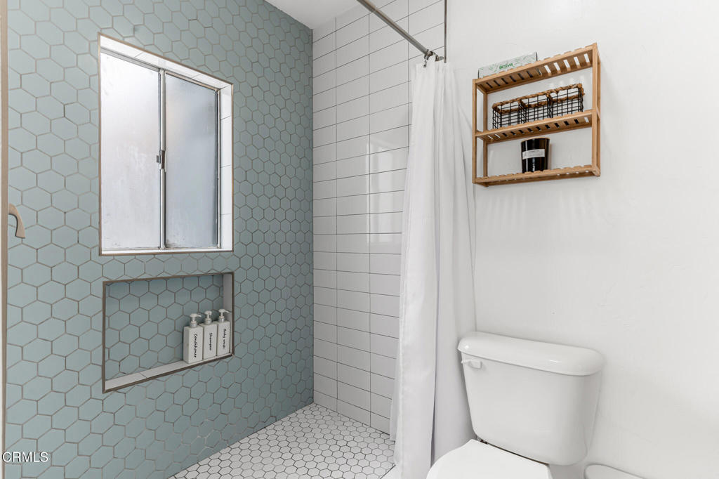 145 147 Hollywood Avenue Property Photo 12