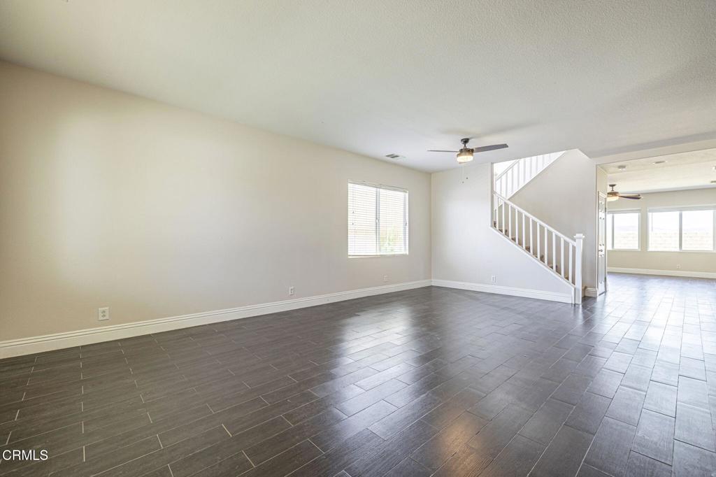 43651 Tahoe Way Property Photo 5