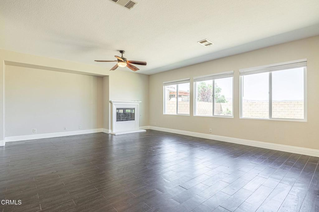 43651 Tahoe Way Property Photo 15