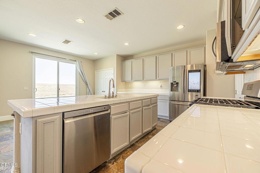 43651 Tahoe Way Property Photo 20