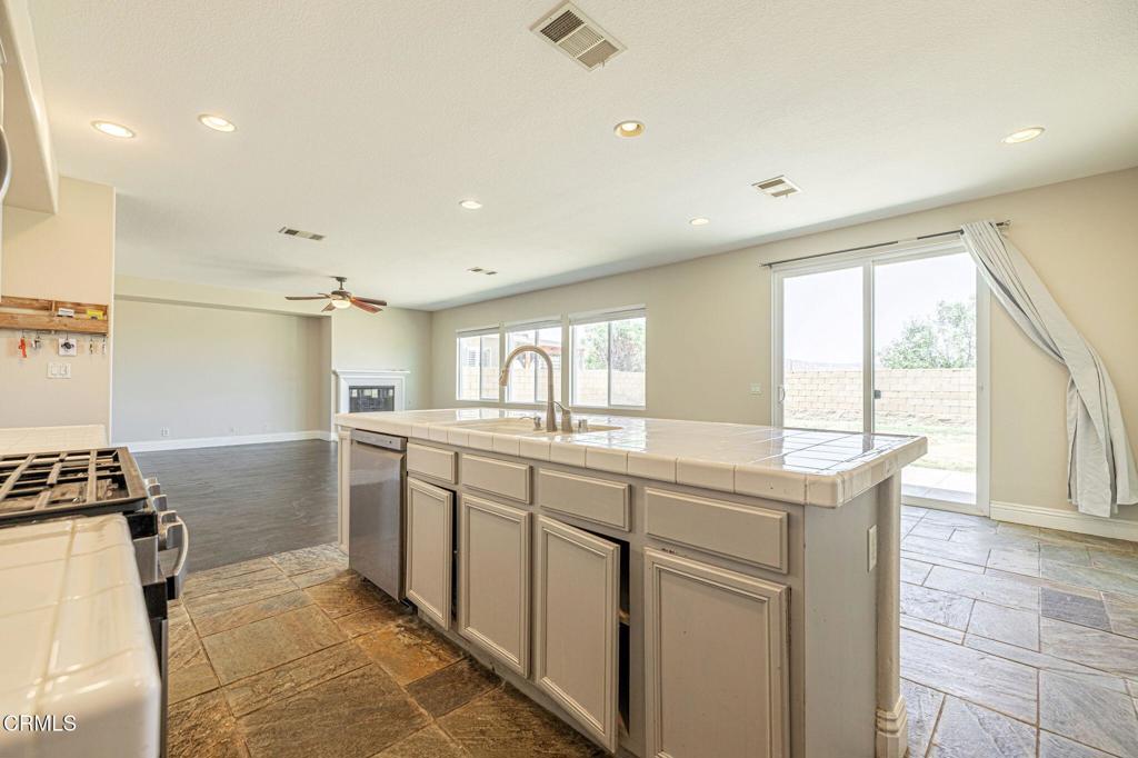 43651 Tahoe Way Property Photo 21