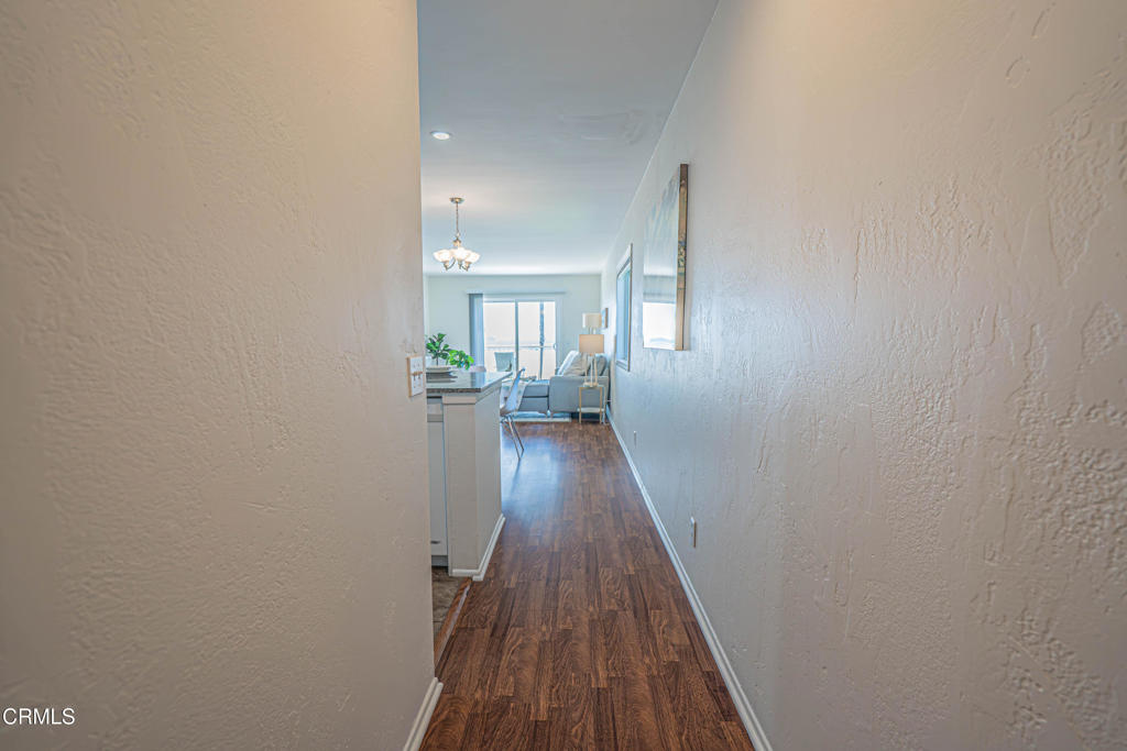 201 E Surfside Drive Property Photo 6