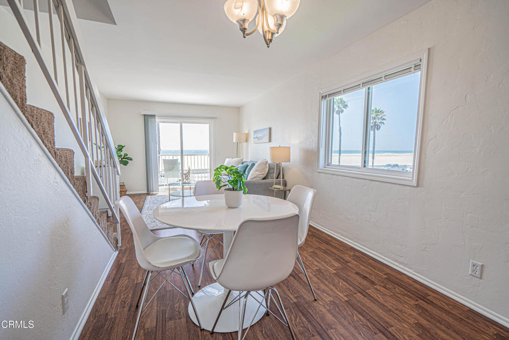 201 E Surfside Drive Property Photo 8