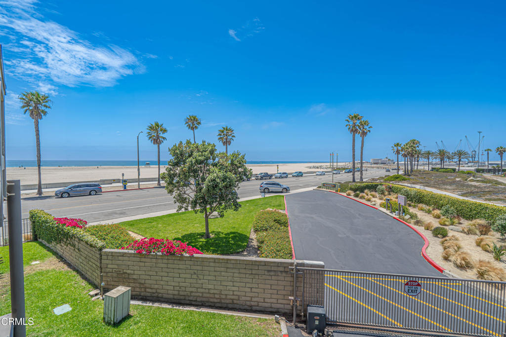 201 E Surfside Drive Property Photo 19