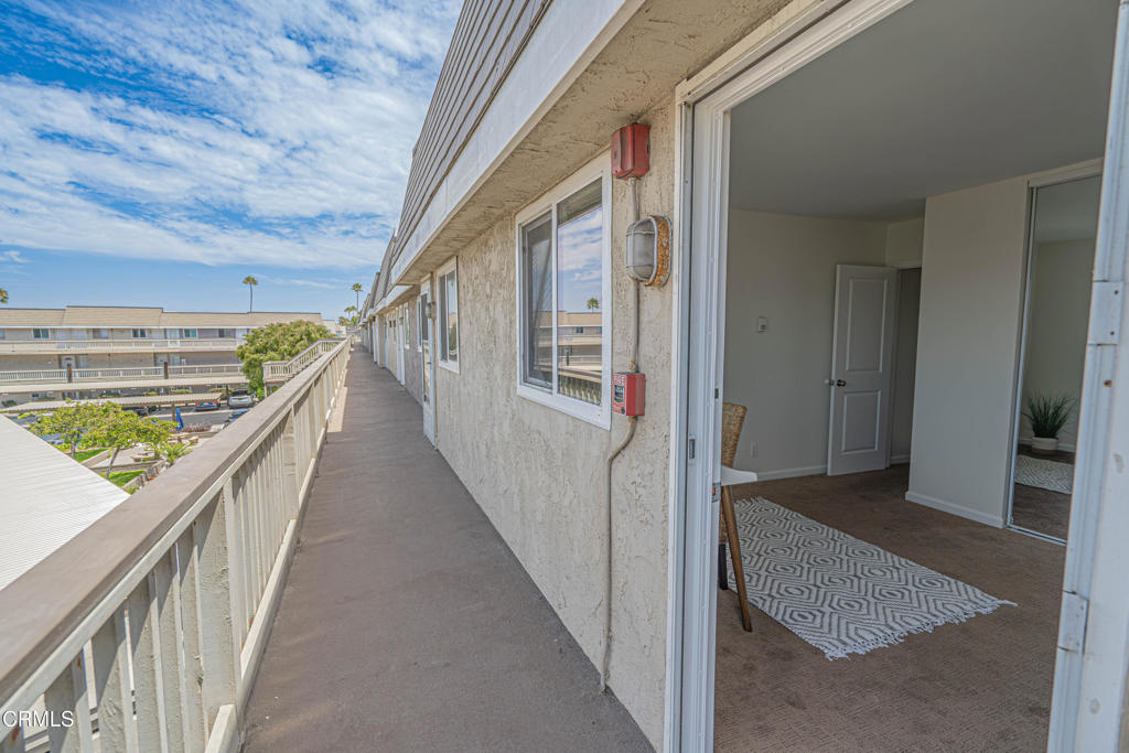 201 E Surfside Drive Property Photo 36