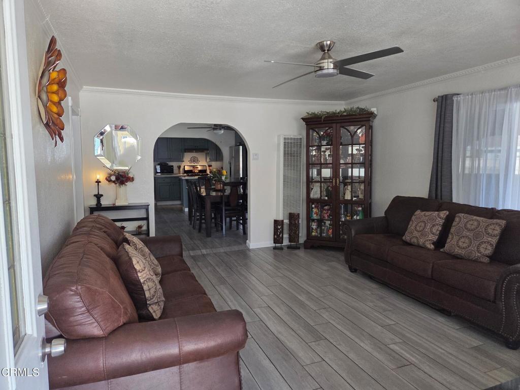 808 Blaine Avenue Property Photo 5