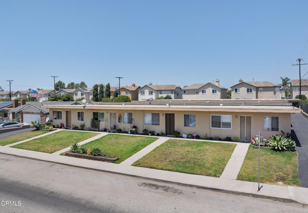 1525 W 9th Street Property Photo 2