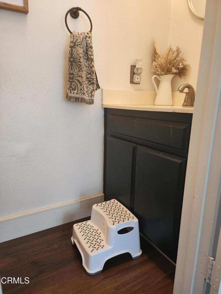877 S B Street Property Photo 17