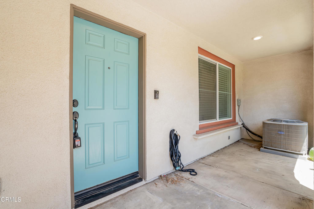 667 Pedro Street Property Photo 4