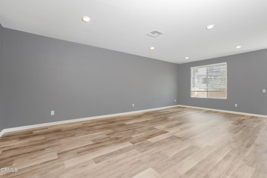 667 Pedro Street Property Photo 10