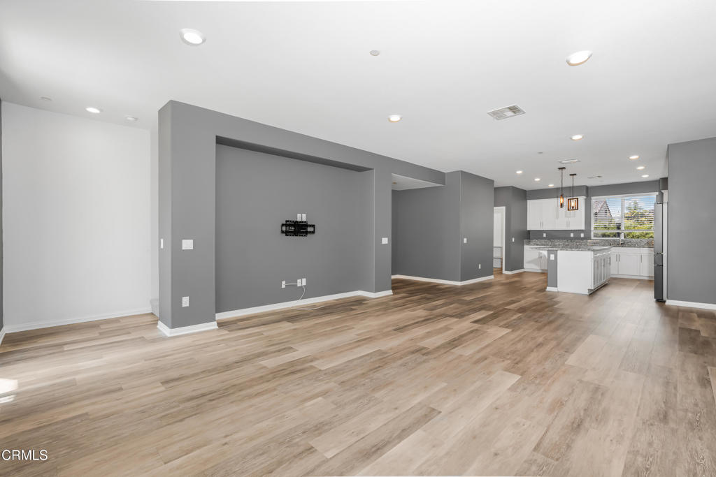 667 Pedro Street Property Photo 13