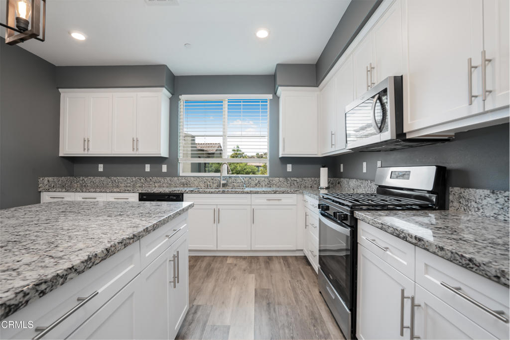 667 Pedro Street Property Photo 17