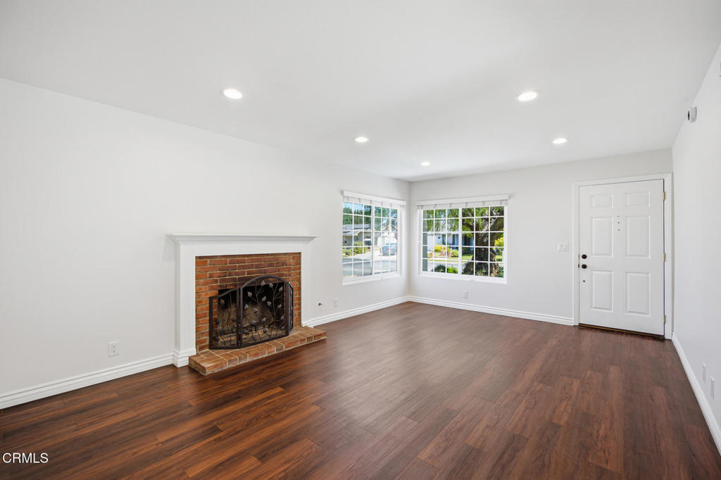 6466 Hope Street Property Photo 8