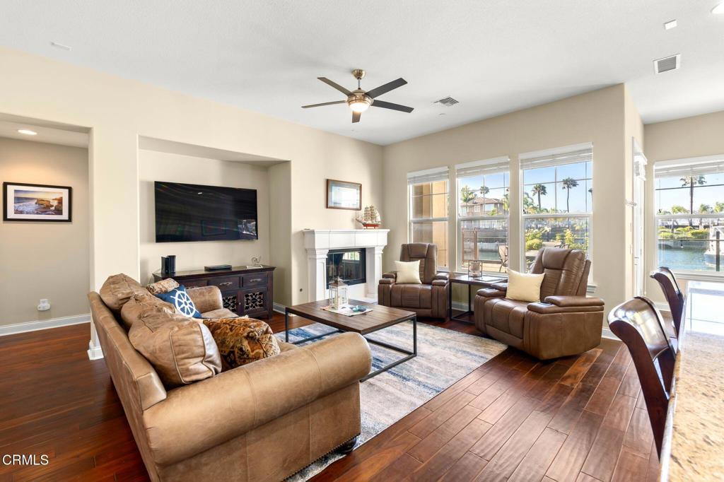 3927 W Hemlock Street Property Photo 15