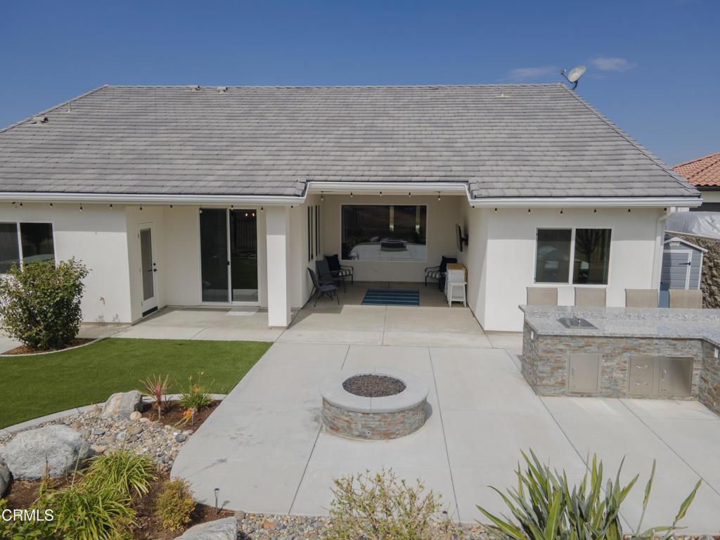 6909 Aquamarine Drive Property Photo 5
