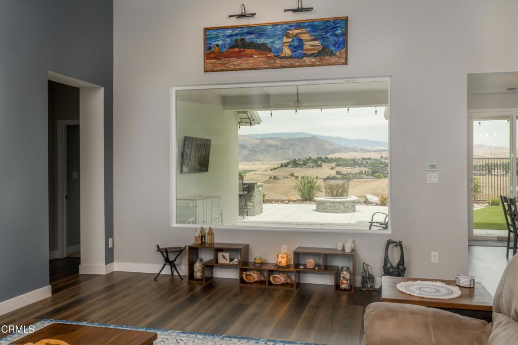6909 Aquamarine Drive Property Photo 17