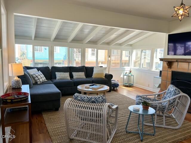 248 Cahuenga Drive Property Photo 2