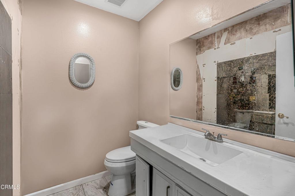 817 Benson Way Property Photo 21