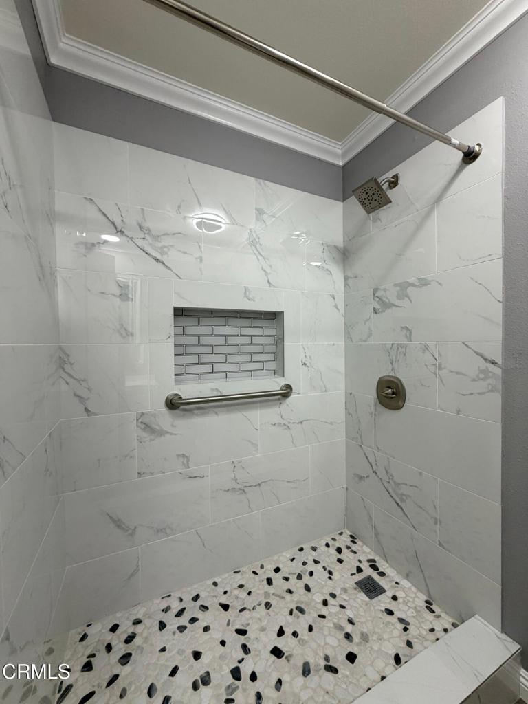 1310 N G Street 40 Property Photo 6