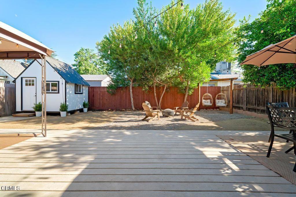 326 Larmier Avenue Property Photo 12