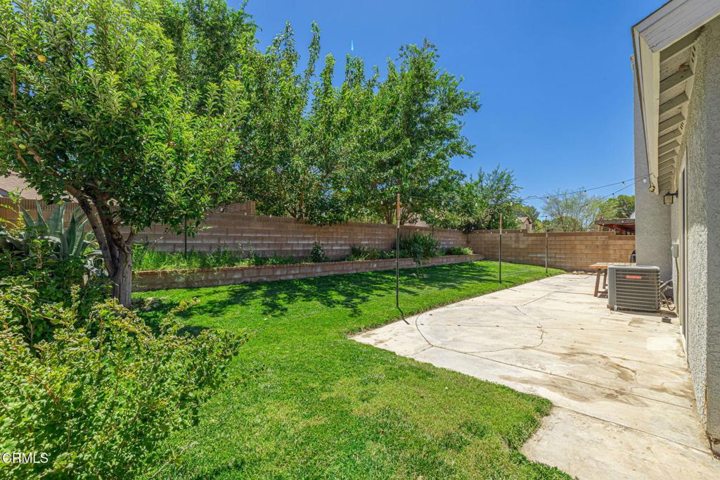 524 E Ivyton Street Property Photo 23