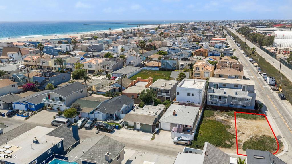 161 Santa Monica Avenue Property Photo 3