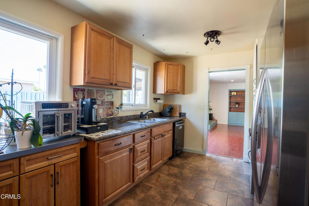 2547 Dumetz Street Property Photo 11