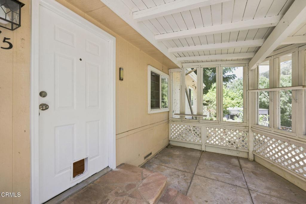 10475 Sulphur Cascade Property Photo 3