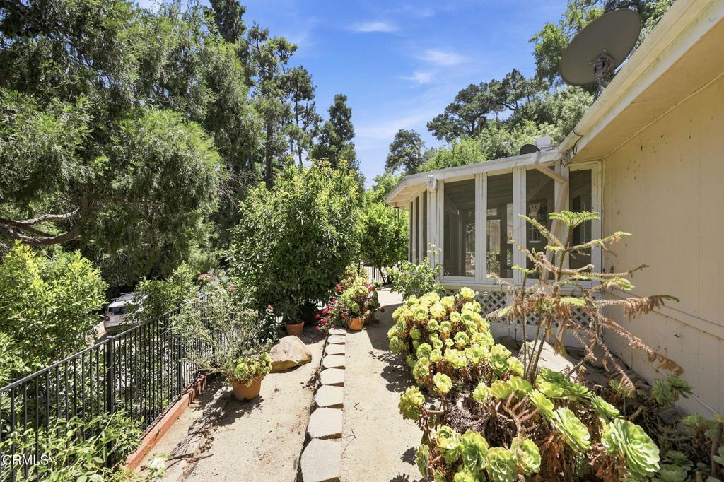 10475 Sulphur Cascade Property Photo 44