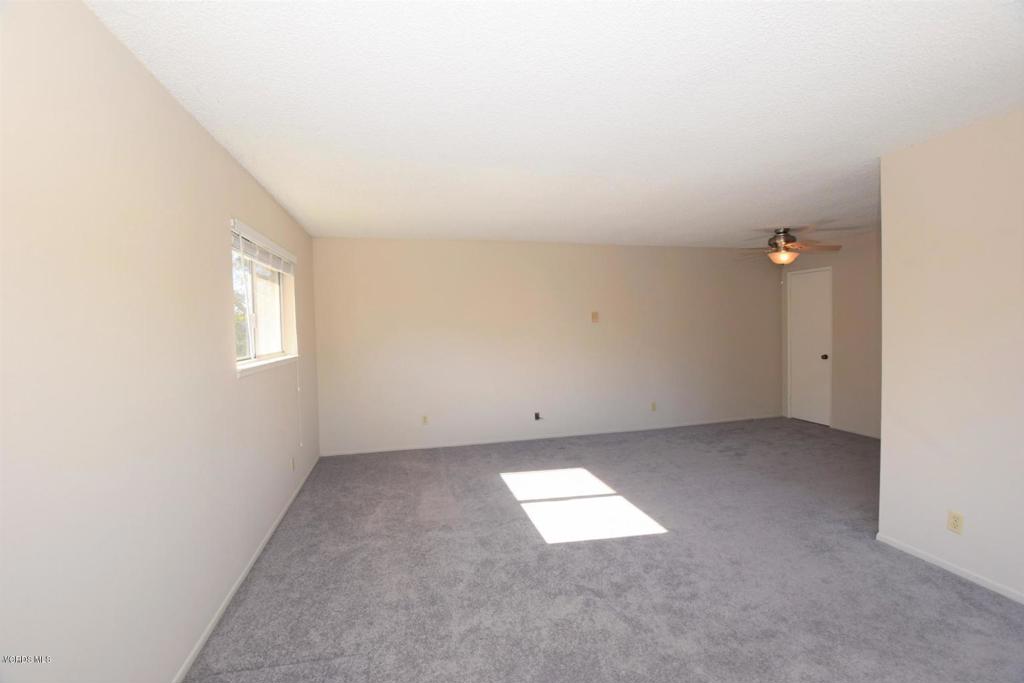 2670 Victoria Avenue Property Photo 3