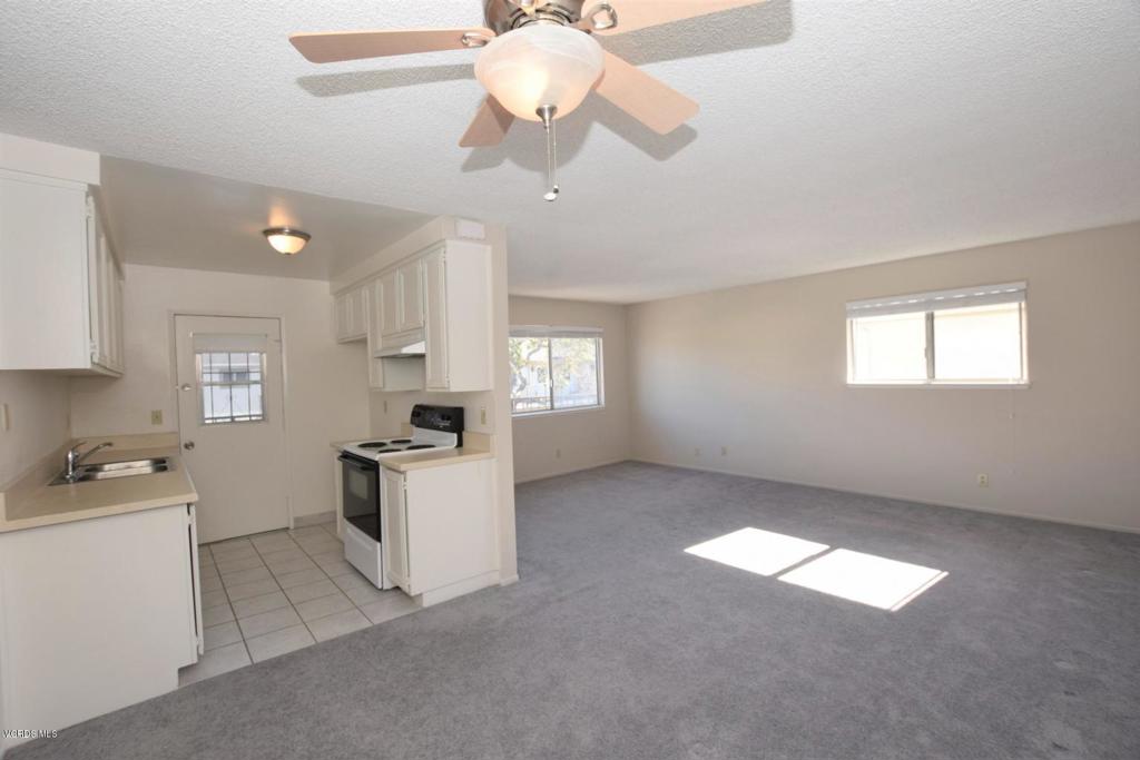 2670 Victoria Avenue Property Photo 5