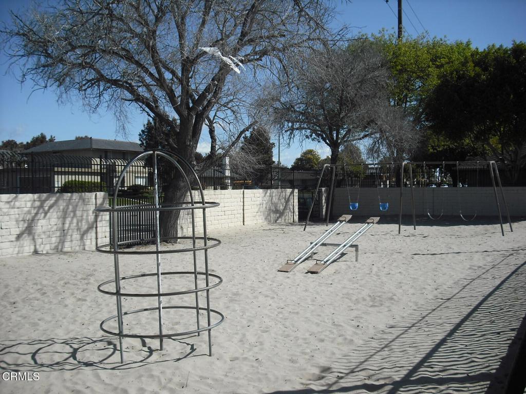 2670 Victoria Avenue Property Photo 16