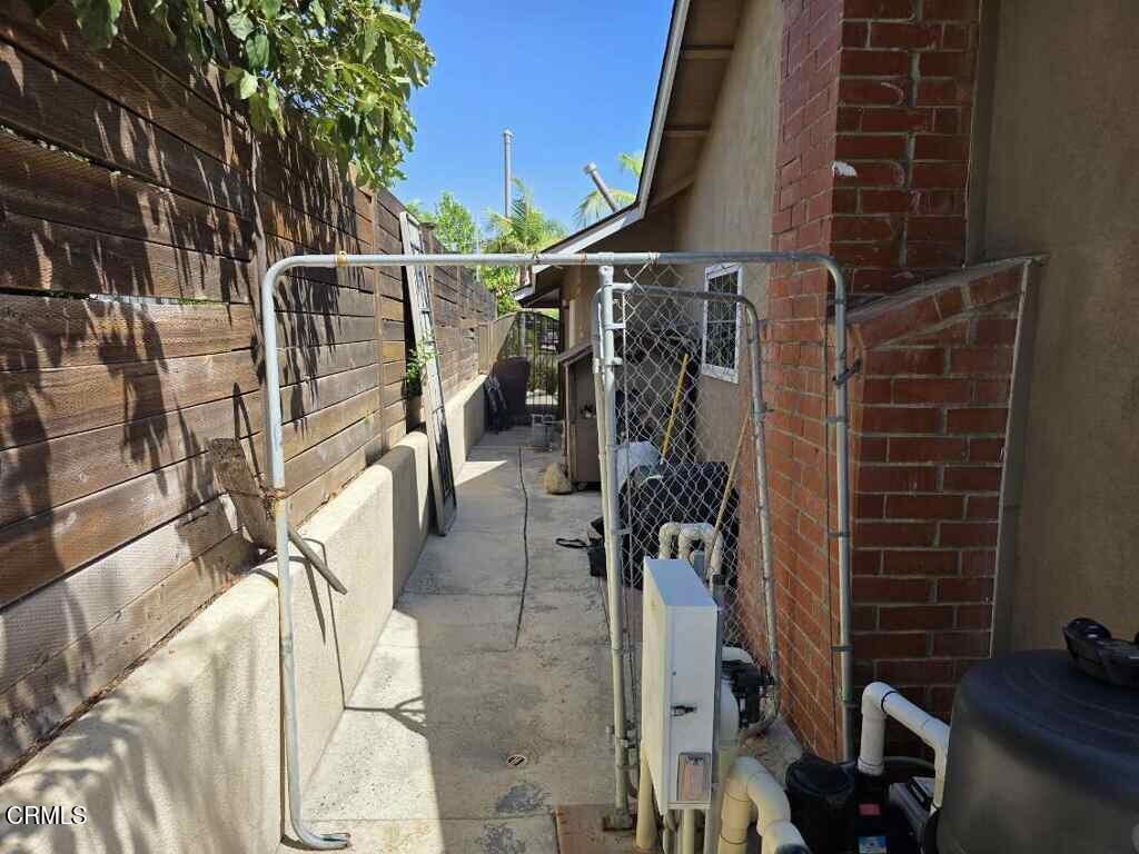 326 N Steckel Drive Property Photo 17