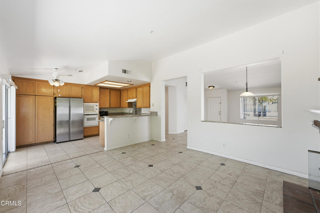 2105 Lanyard Way Property Photo 7