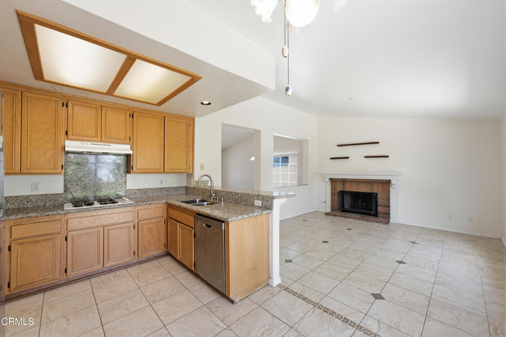 2105 Lanyard Way Property Photo 10