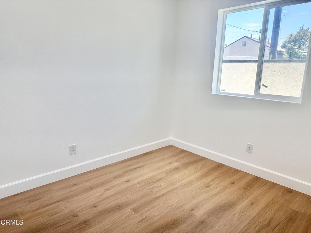 324 N J Street Property Photo 6