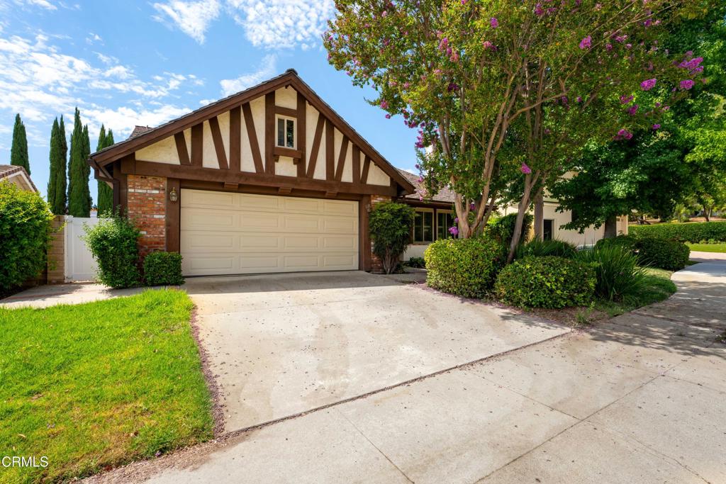 5828 Sunny Vista Avenue Property Photo 4