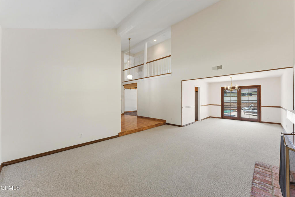 5828 Sunny Vista Avenue Property Photo 10
