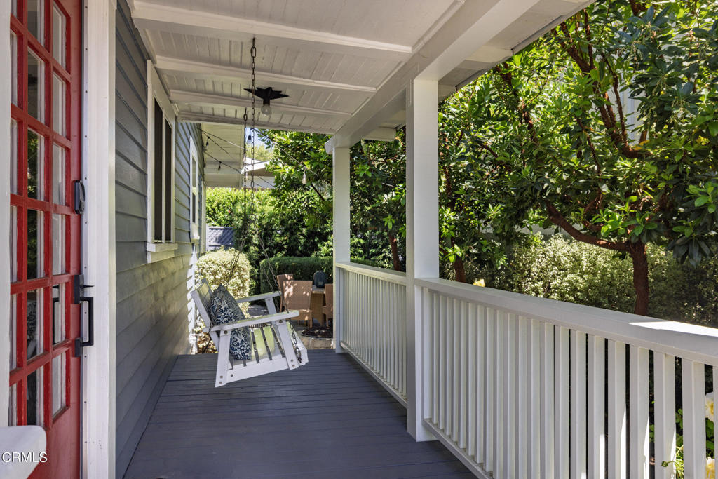 142 S Ann Street Property Photo 7